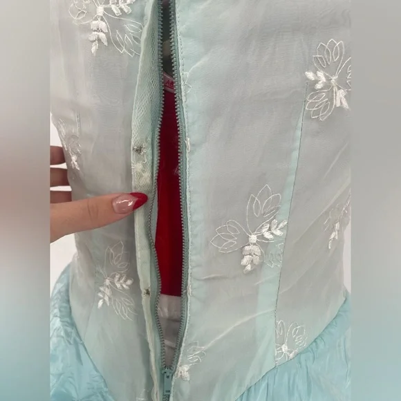 Light Blue 1950s-1960s Fit & Flare Party Dress W/ Bow Back & Embroidered Chiffon - Picture 12 of 16